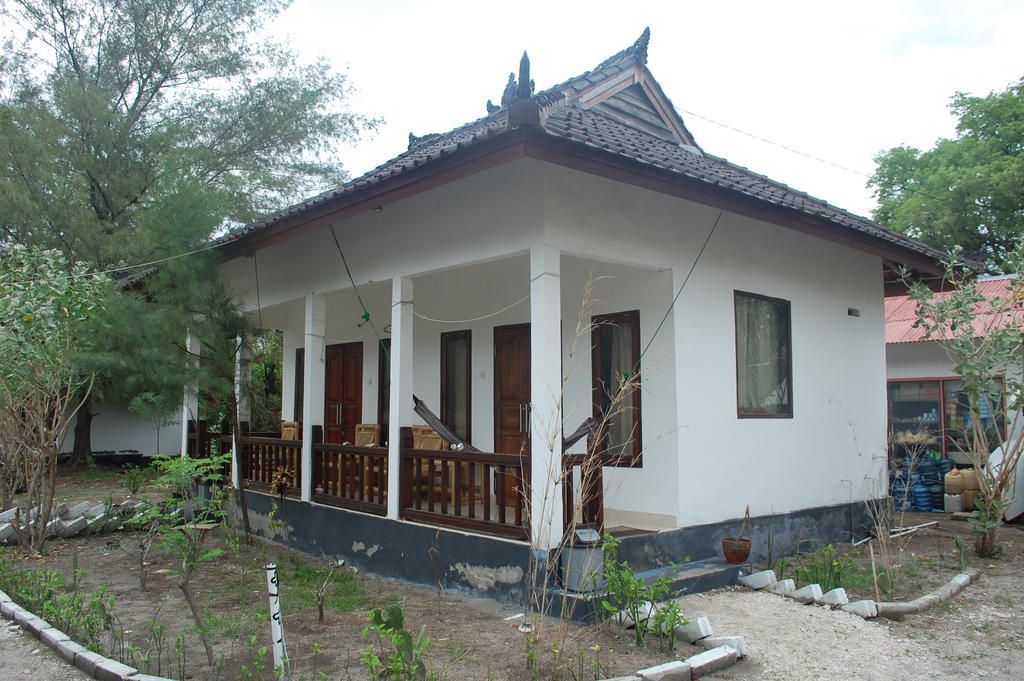 Star Bar And Bungalows Gili Air Phòng bức ảnh