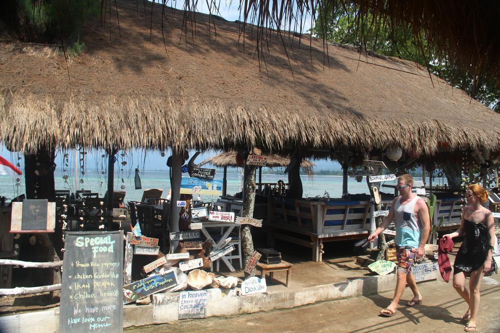 Star Bar And Bungalows Gili Air Ngoại thất bức ảnh