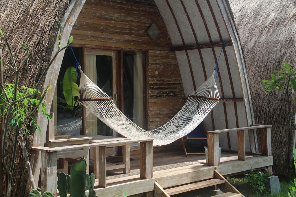 Star Bar And Bungalows Gili Air Ngoại thất bức ảnh