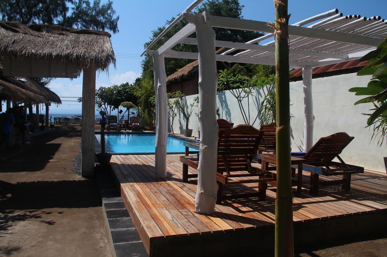 Star Bar And Bungalows Gili Air Ngoại thất bức ảnh