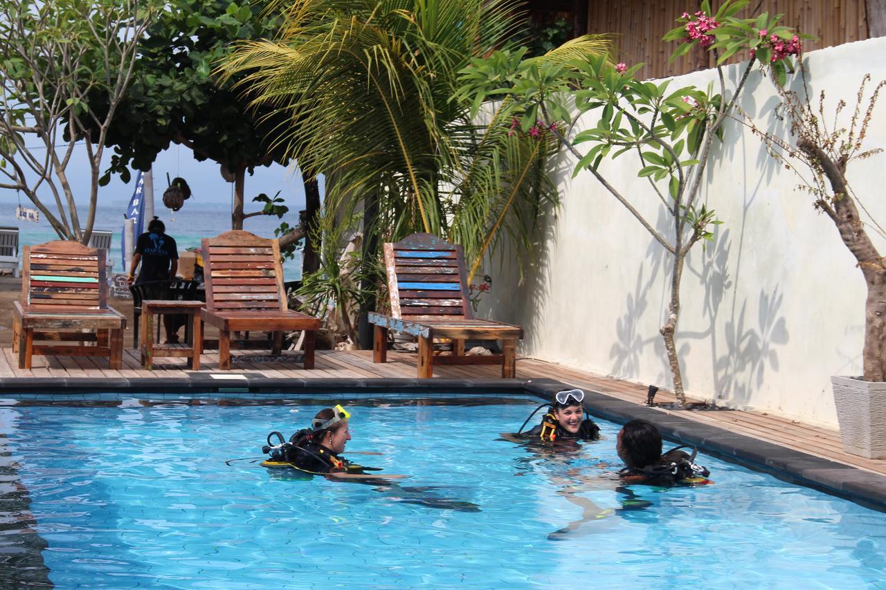 Star Bar And Bungalows Gili Air Ngoại thất bức ảnh